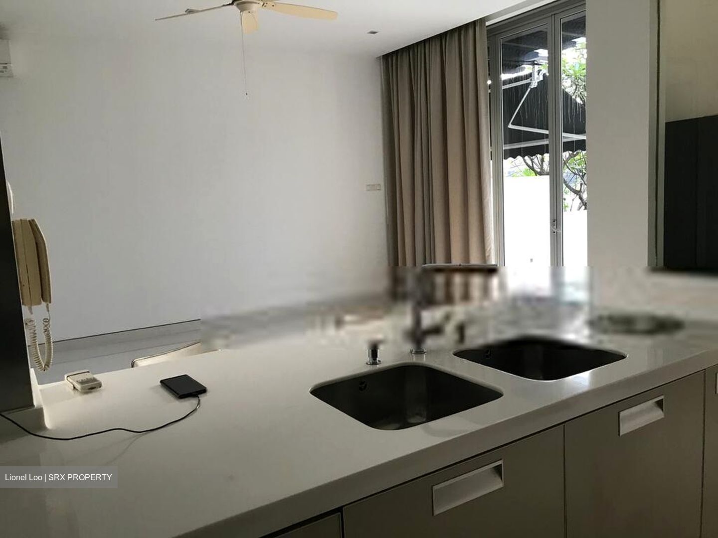 Harbourfront Avenue (D4), Terrace #448887551